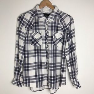 LAST CHANCE! Rails navy blue & white plaid shirt
